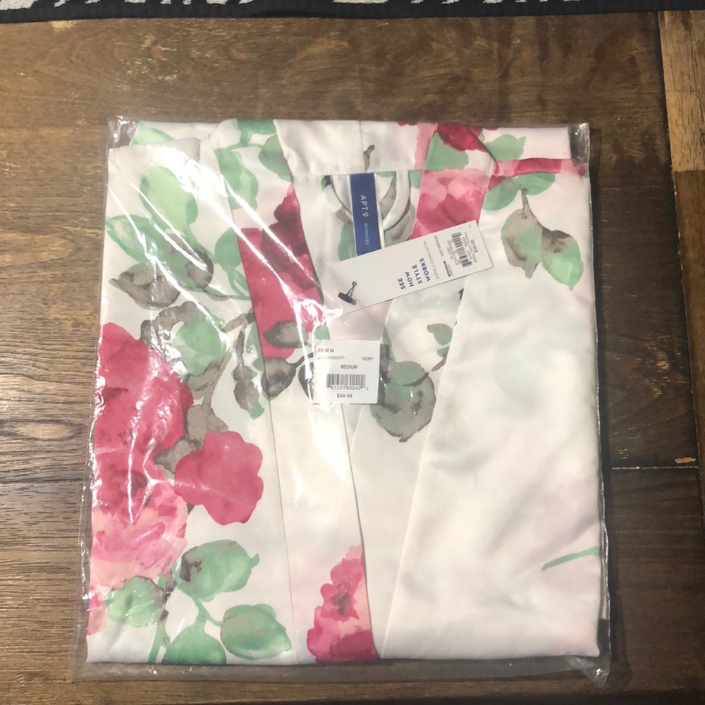 Silky material floral robe